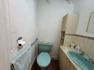 Second Cloakroom- click for photo gallery